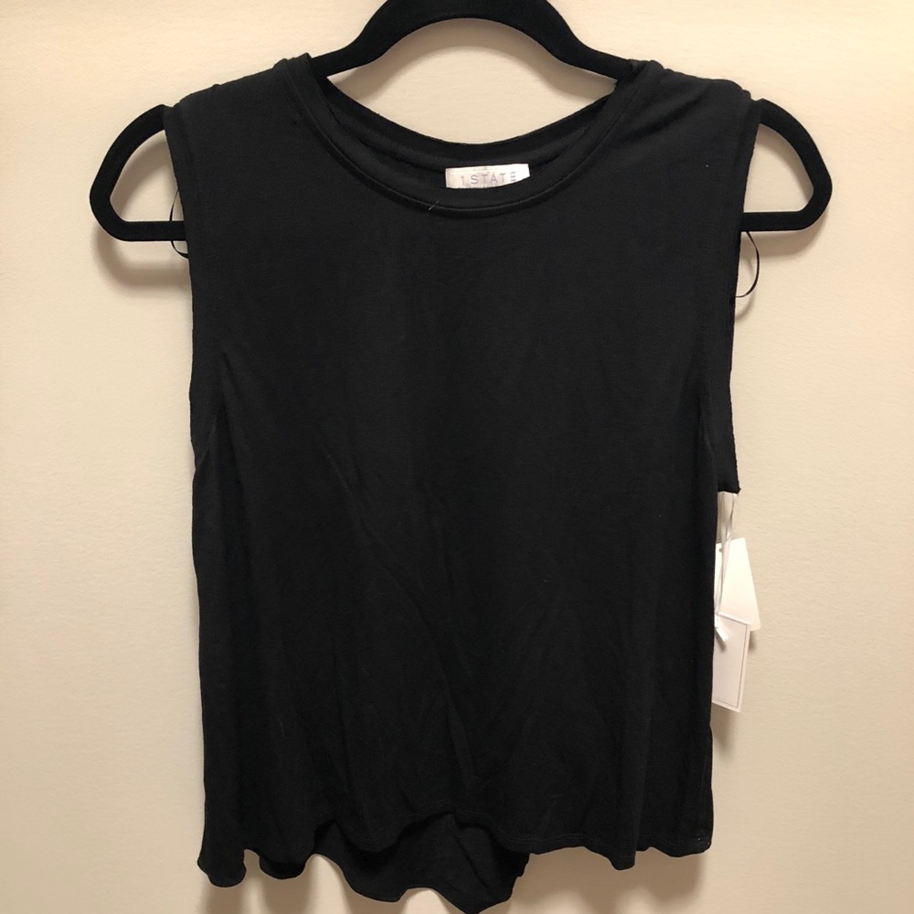 basic black blouse with back opening 1. state M